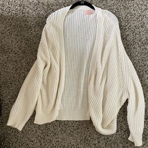 URBAN OUTFITTERS CARDIGAN